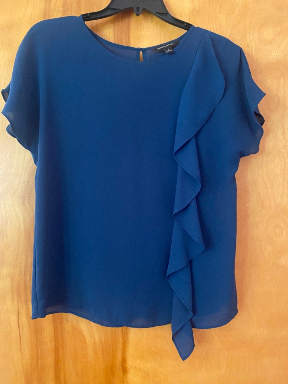 Banana Republic Short Sleeve Ruffle Front Blouse